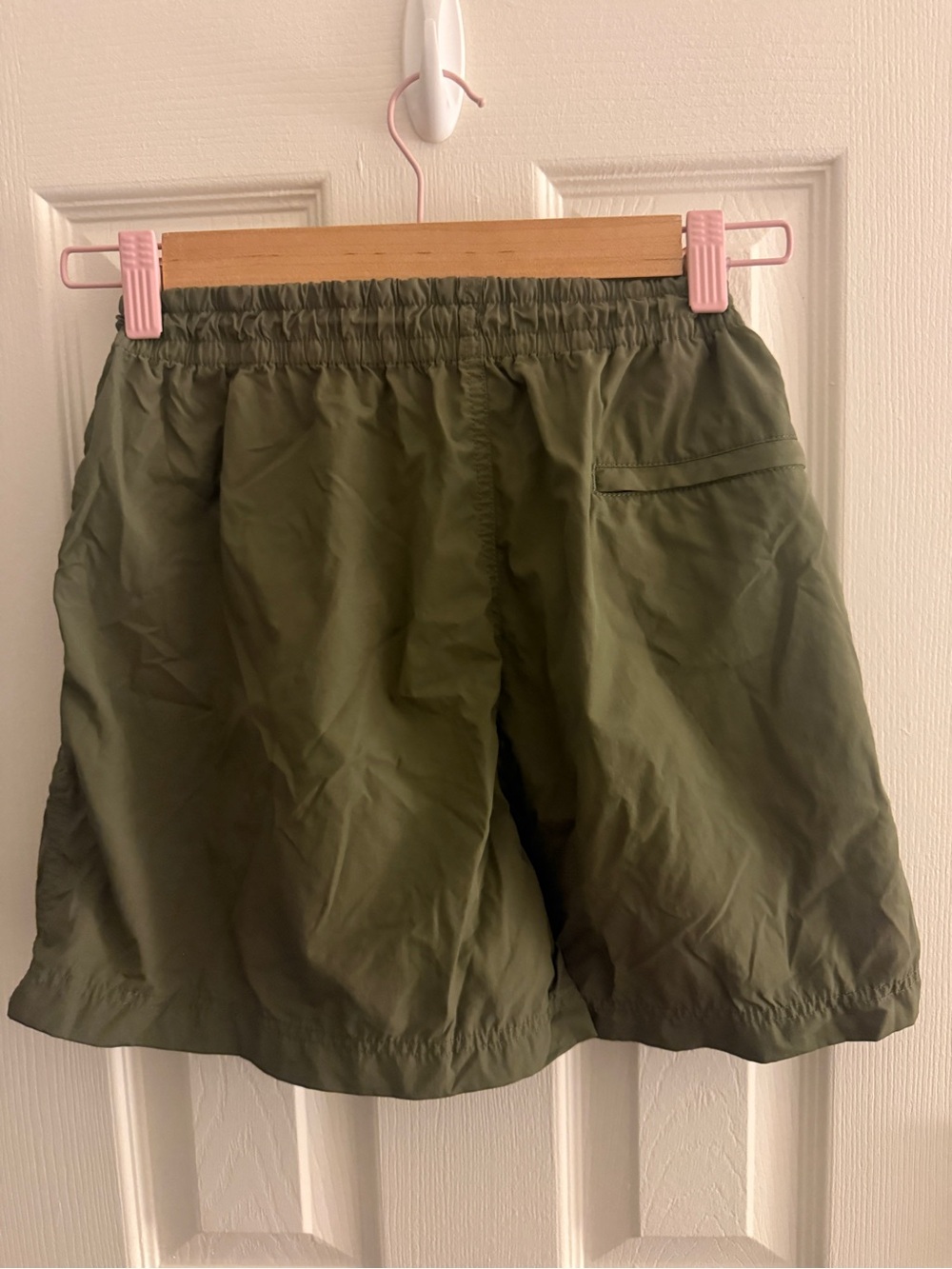 Uniqlo Olive Green Drawstring Athletic Bermuda Shorts - Picture 2 of 3